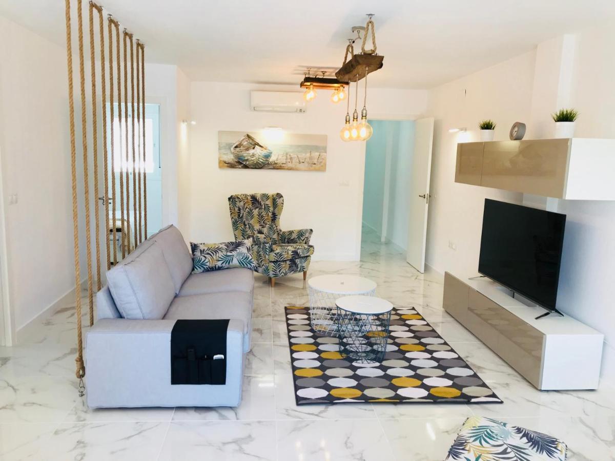 New Central 2Br Apartment 100M-To-Beach Free Parking Fuengirola Bagian luar foto